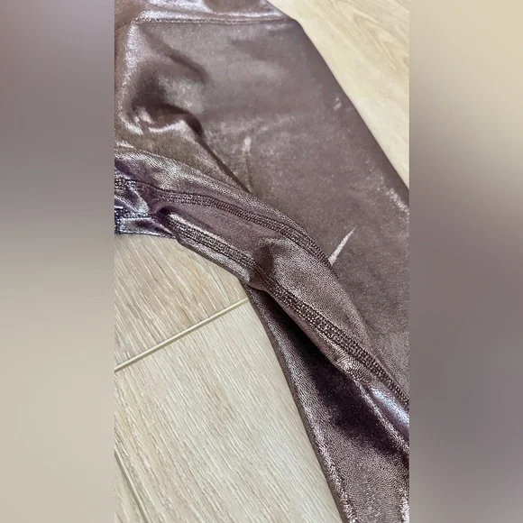 Lululemon align french press shine radiant foil legging 25” - Picture 5 of 8